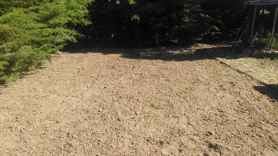 Preparação de terreno para relvado Preparação de terreno para relvado